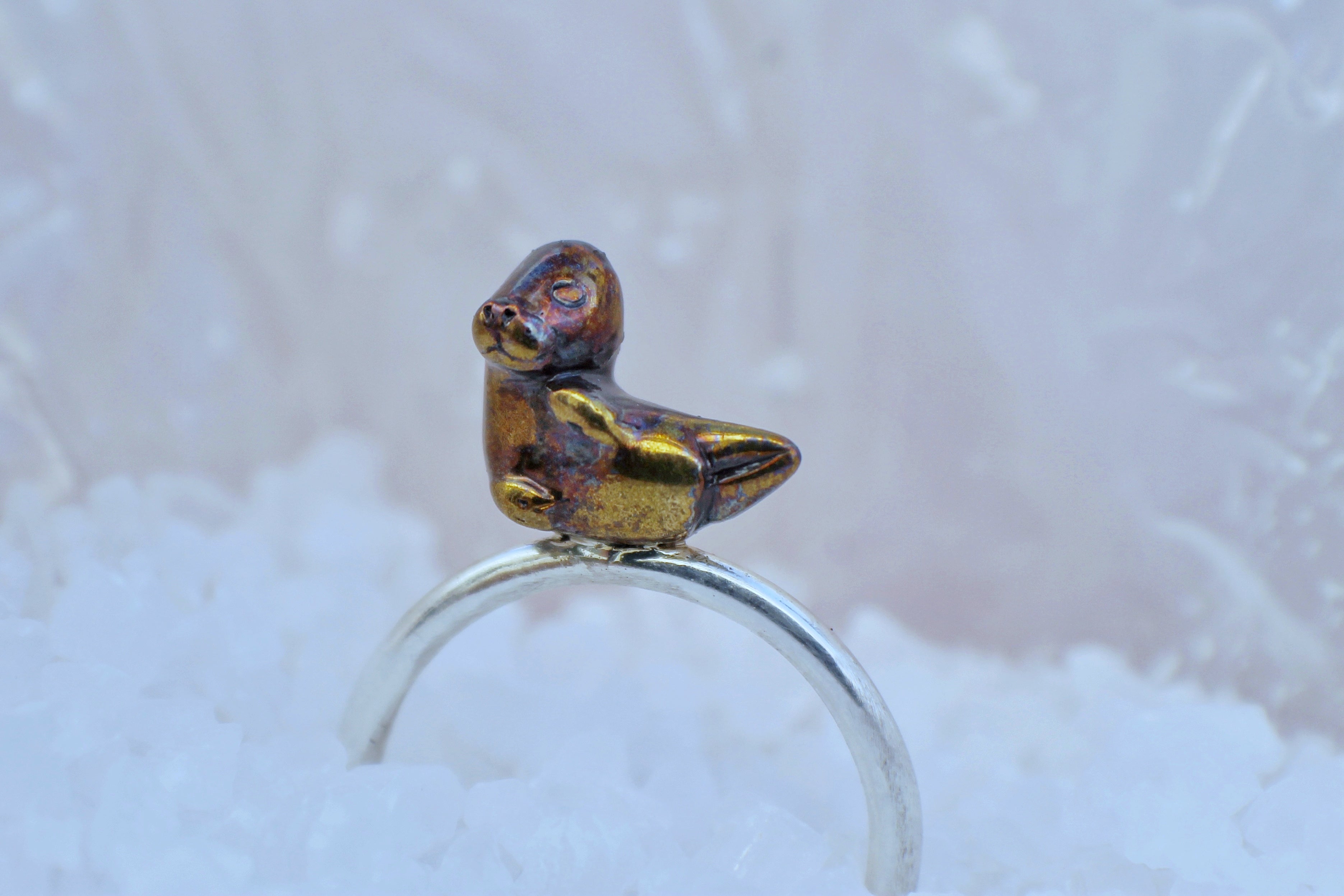 Anillo foca de lado con pátina