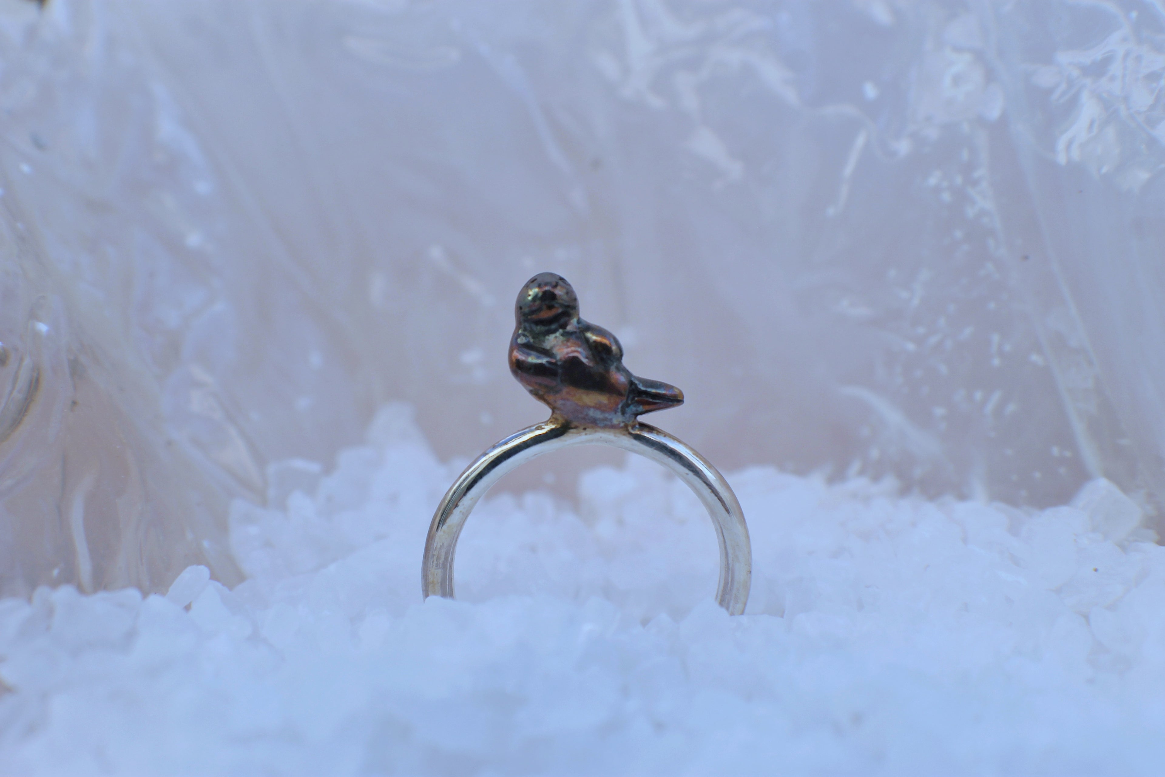 Anillo foca de lado con pátina
